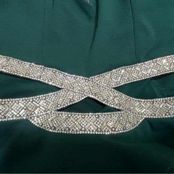 Gorgeous Green Dress - Picture 3 of 4